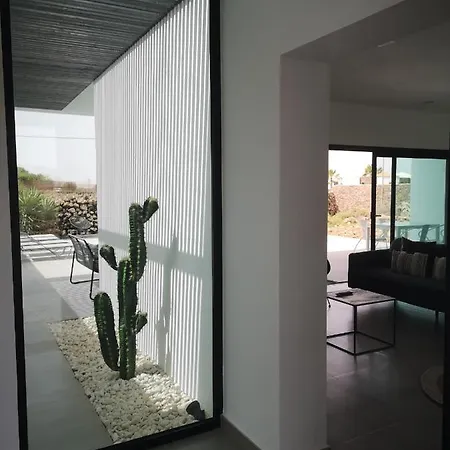 Montaña Colorada Lajares